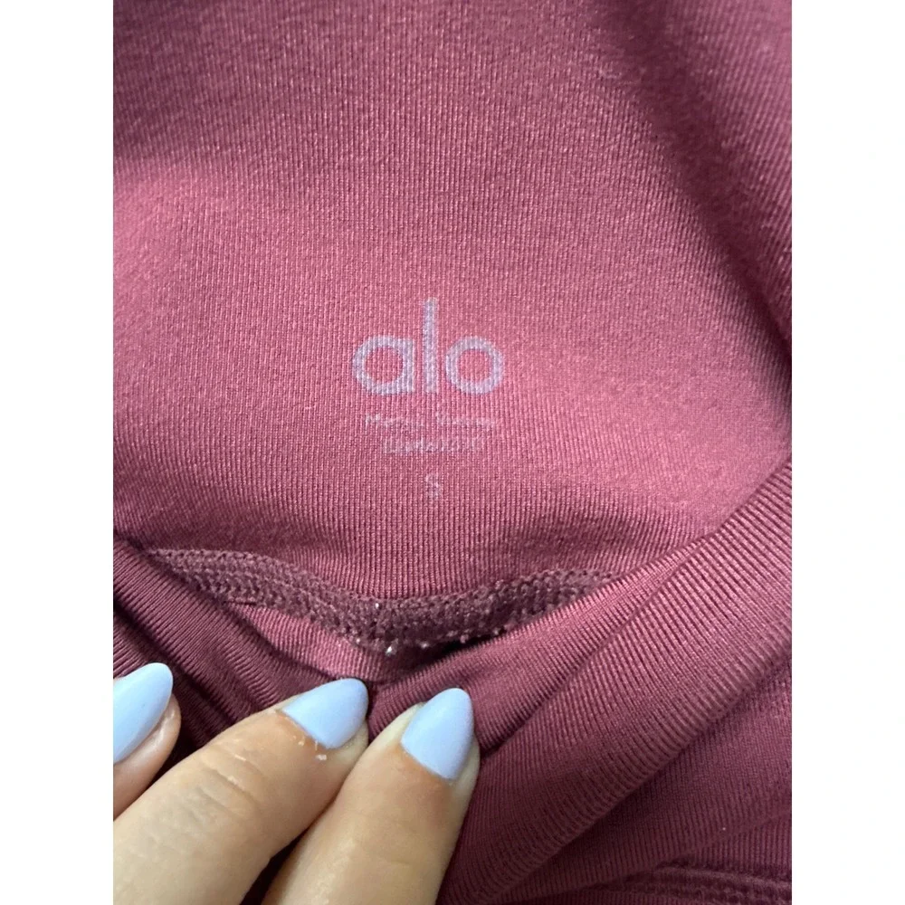 Alo Yoga High Waist Coast Capri Leggings Juneberry Womens S Activewear Gym EUC